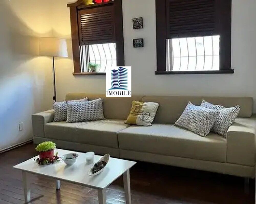 Casa à venda com 7 quartos, 270m² - Foto 3