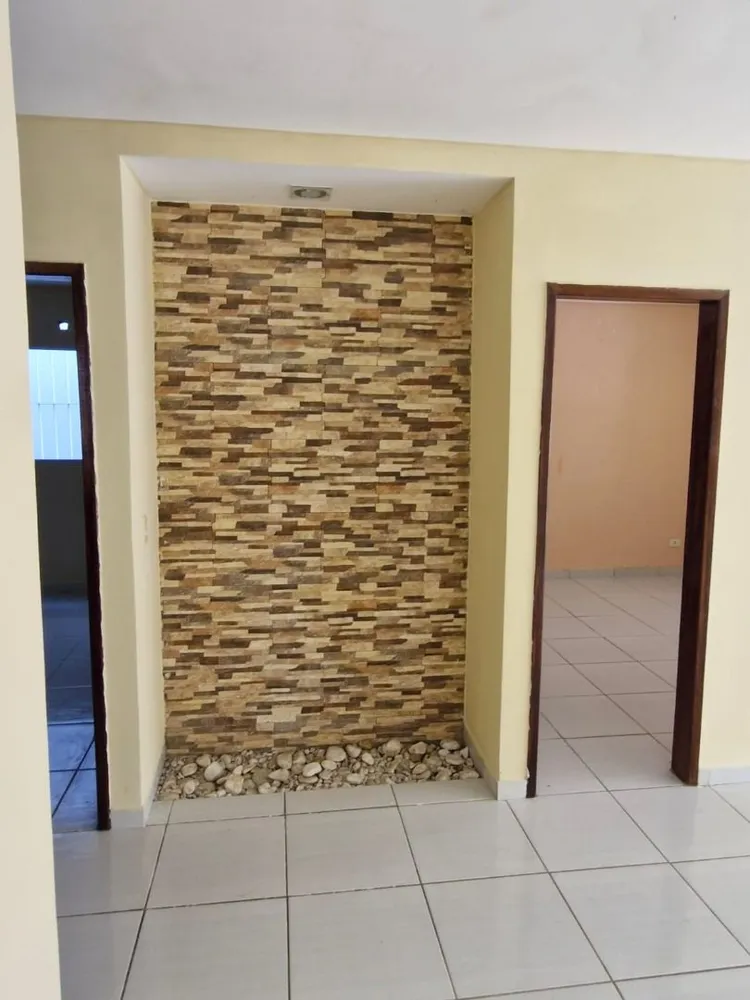 Casa, 3 quartos, 200 m² - Foto 2