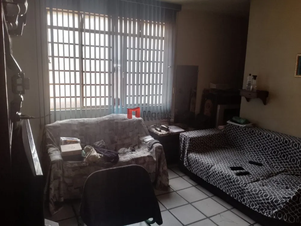 Casa, 3 quartos, 300 m² - Foto 1