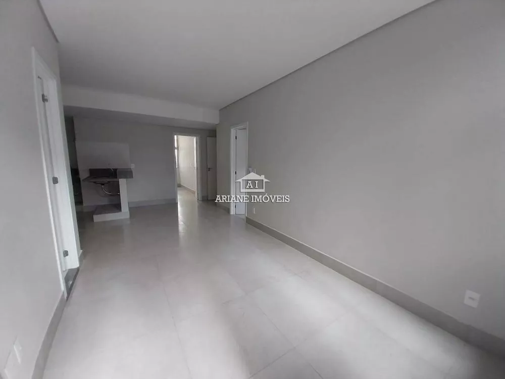 Apartamento à venda com 2 quartos, 56m² - Foto 1