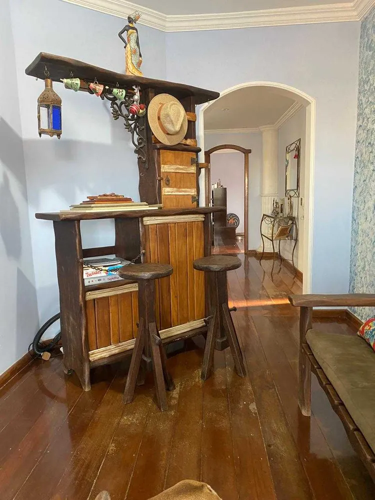Casa, 4 quartos, 372 m² - Foto 1