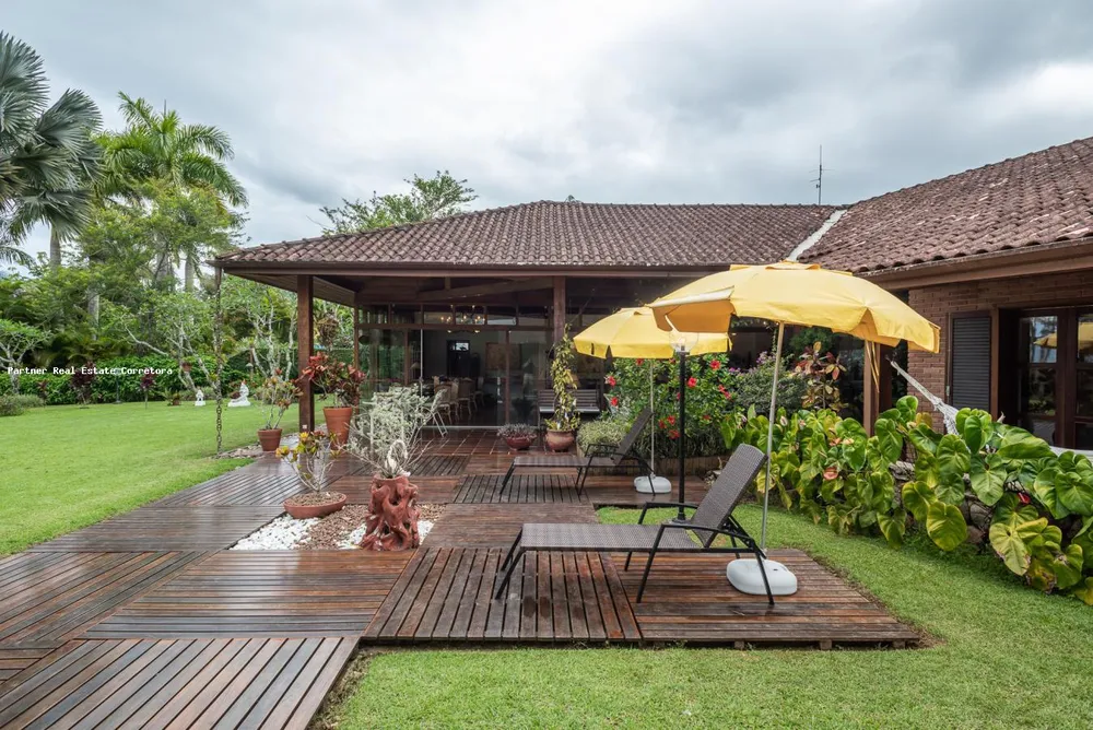 Casa, 6 quartos, 1200 m² - Foto 1