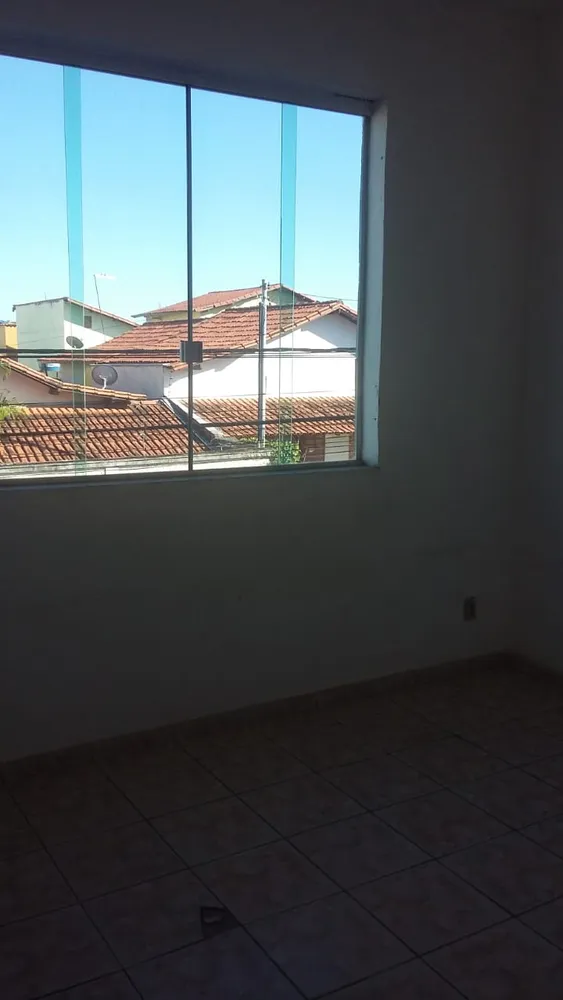 Casa, 4 quartos, 180 m² - Foto 2