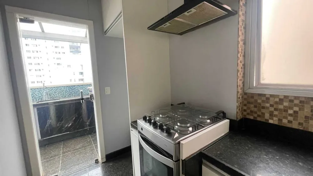Cobertura, 3 quartos, 213 m² - Foto 2