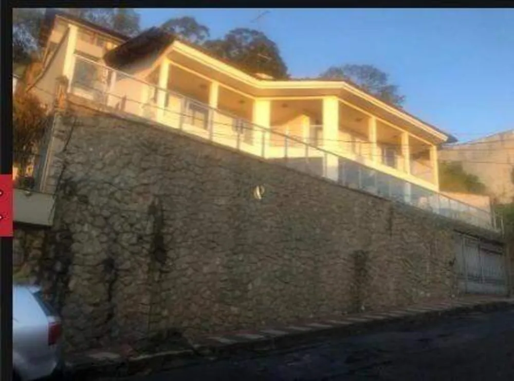 Casa, 6 quartos, 480 m² - Foto 1