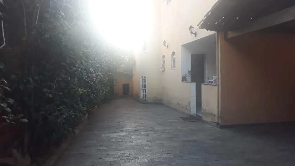 Casa, 4 quartos, 266 m² - Foto 1
