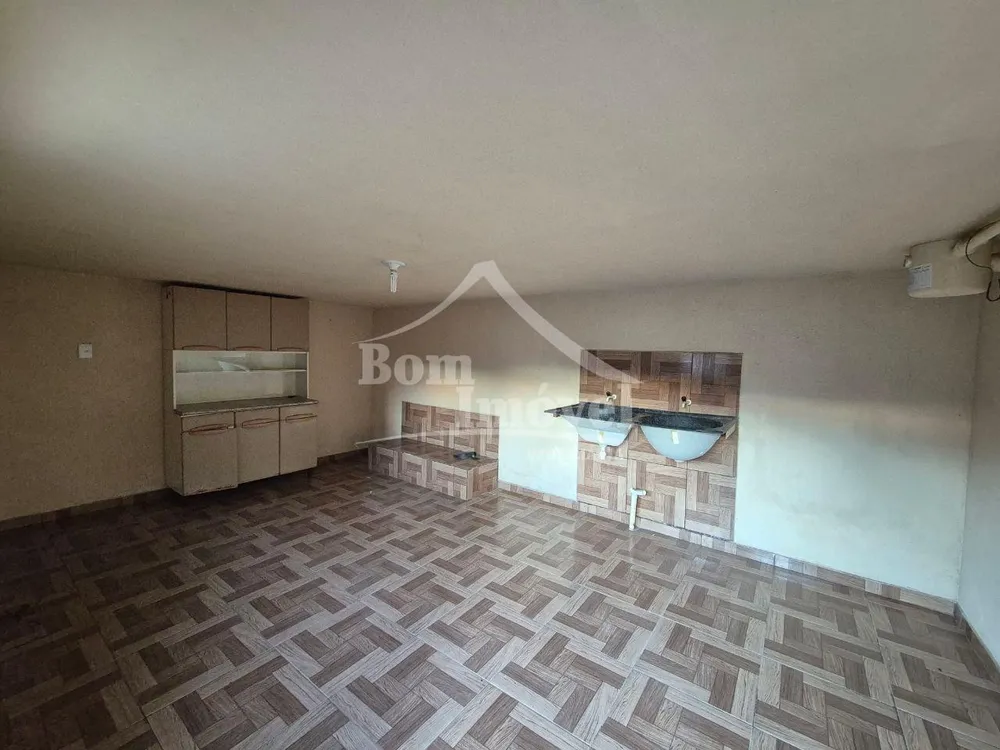 Casa, 2 quartos, 220 m² - Foto 13