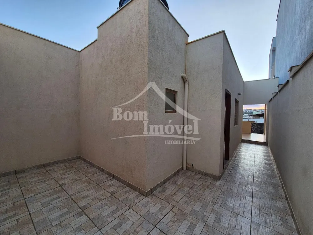 Casa, 2 quartos, 220 m² - Foto 11