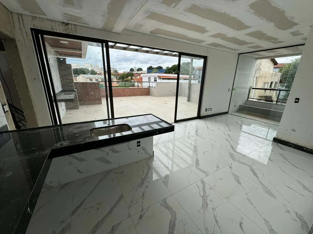 Cobertura, 3 quartos, 141 m² - Foto 2