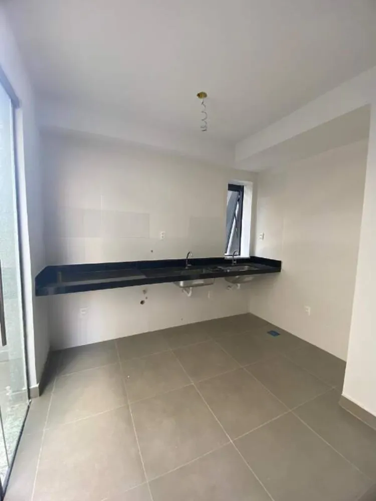 Apartamento, 1 quarto, 28 m² - Foto 2