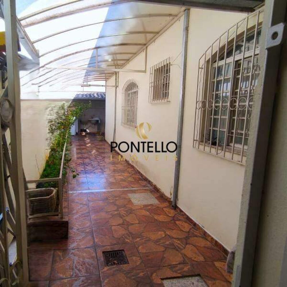 Casa à venda com 3 quartos, 144m² - Foto 4