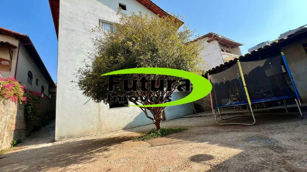 Casa à venda com 6 quartos, 360m² - Foto 19