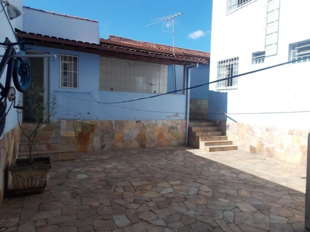 Casa, 3 quartos, 203 m² - Foto 1