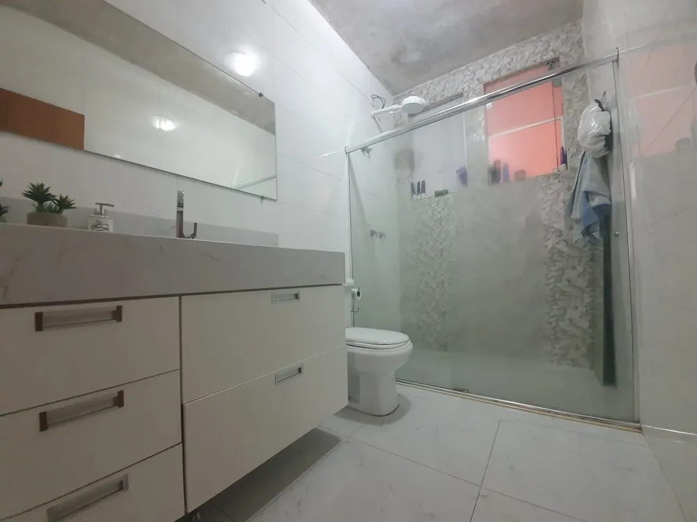 Casa, 3 quartos, 250 m² - Foto 11