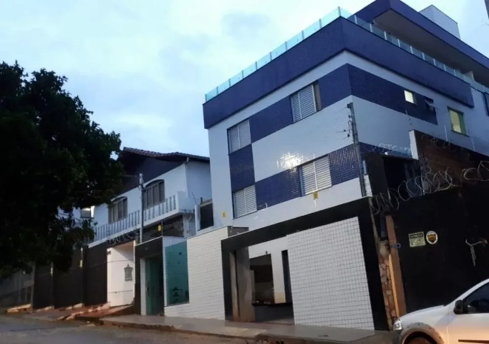 Cobertura à venda com 4 quartos, 160m² - Foto 1