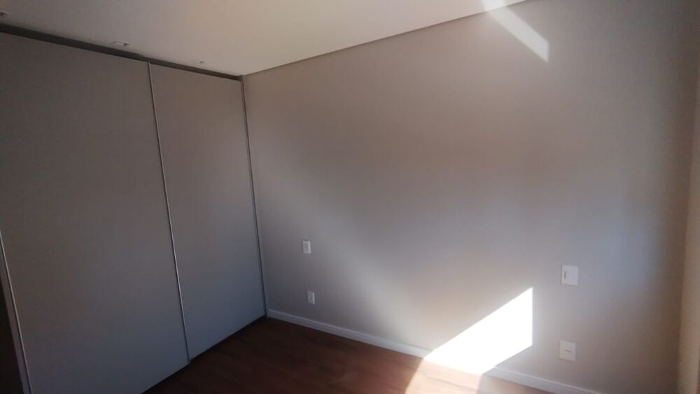 Apartamento à venda com 2 quartos, 63m² - Foto 7