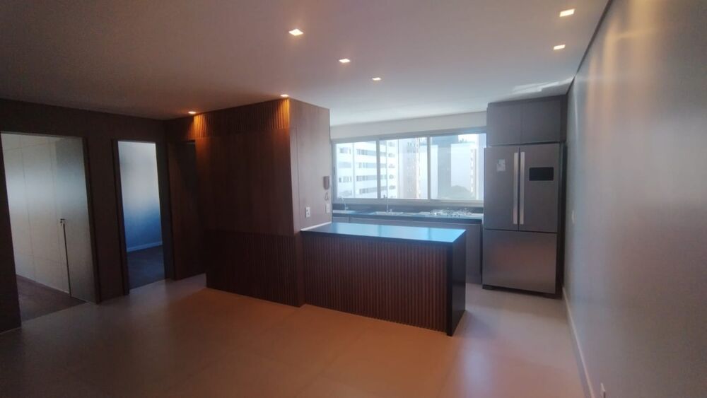 Apartamento à venda com 2 quartos, 63m² - Foto 1