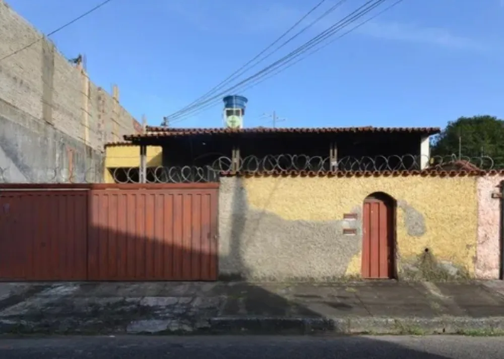 Casa, 3 quartos, 300 m² - Foto 1