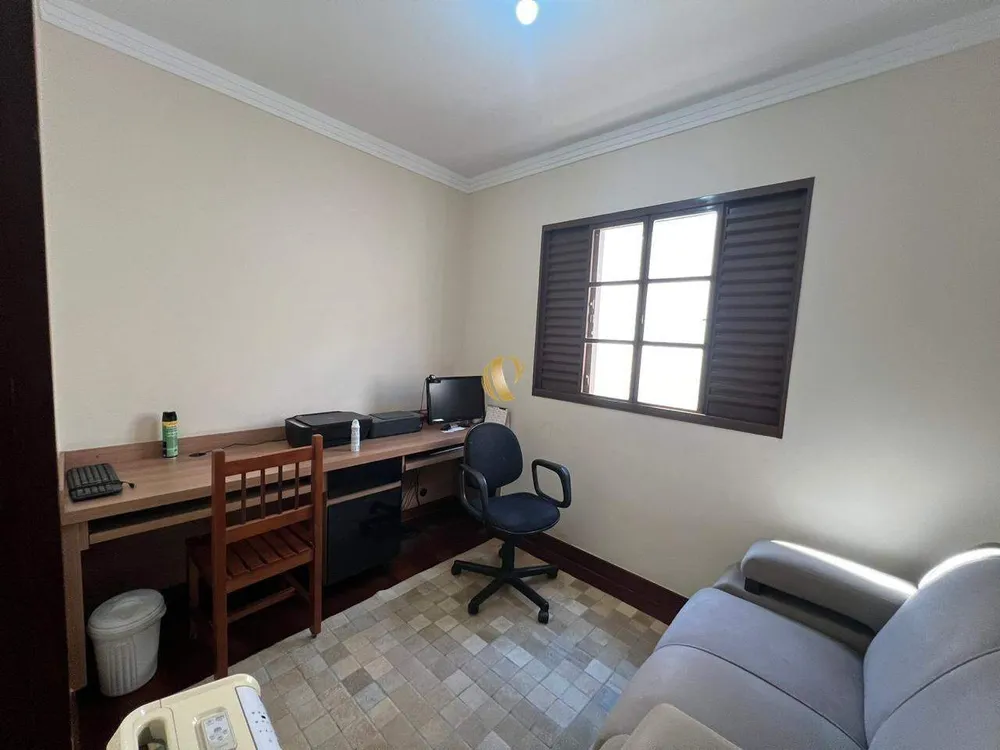 Casa, 4 quartos, 289 m² - Foto 4