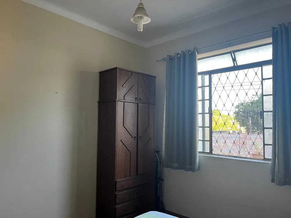Casa, 5 quartos, 219 m² - Foto 4