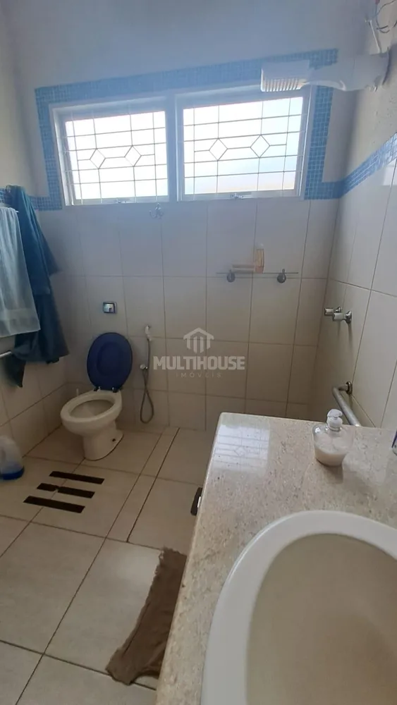 Casa, 3 quartos, 192 m² - Foto 3