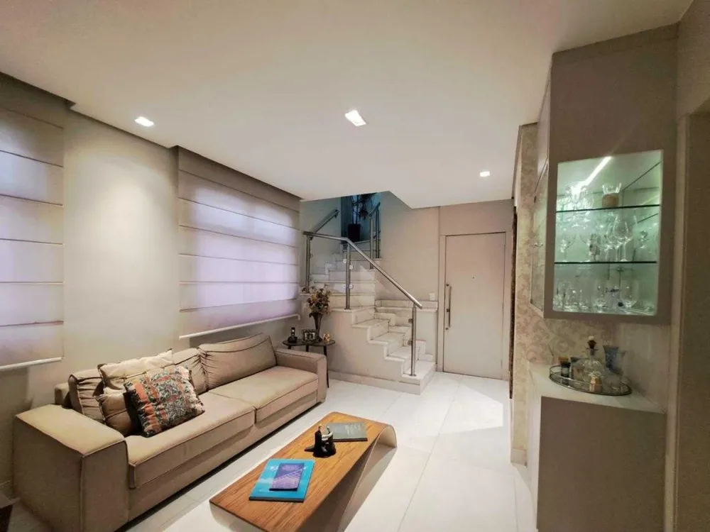 Cobertura, 4 quartos, 250 m² - Foto 2