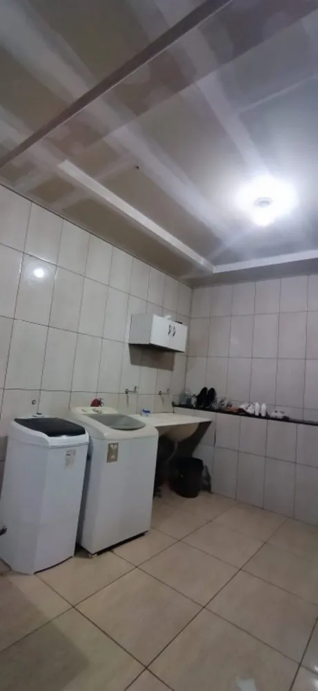 Casa, 3 quartos, 250 m² - Foto 2