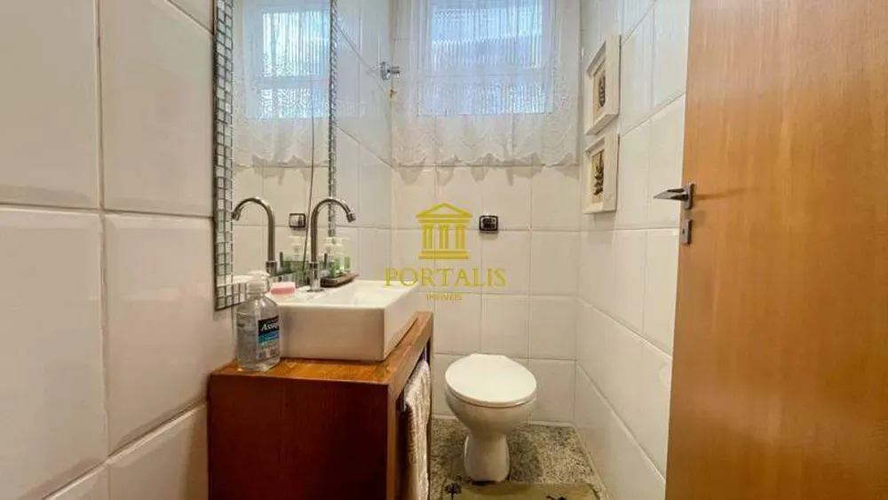 Casa, 3 quartos, 215 m² - Foto 15