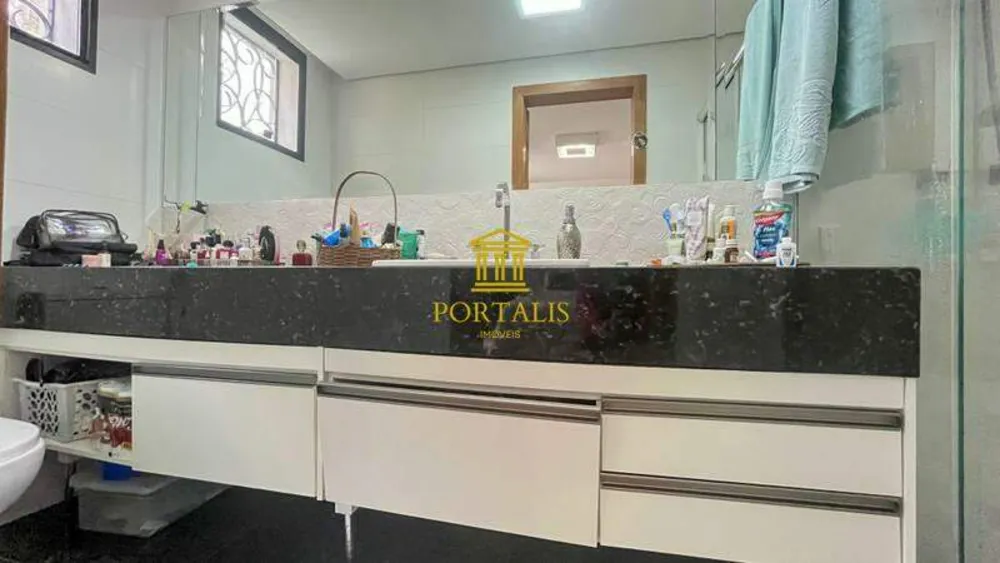 Casa, 3 quartos, 215 m² - Foto 12