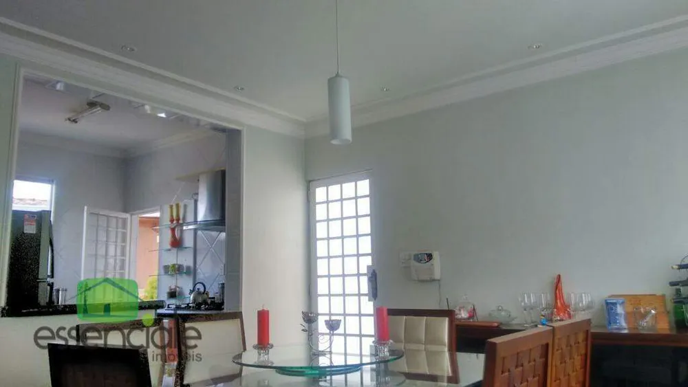 Casa, 4 quartos, 315 m² - Foto 9