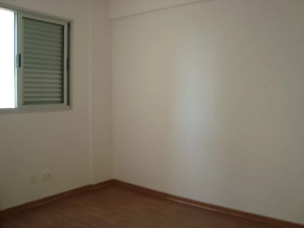 Apartamento à venda com 4 quartos, 210m² - Foto 7