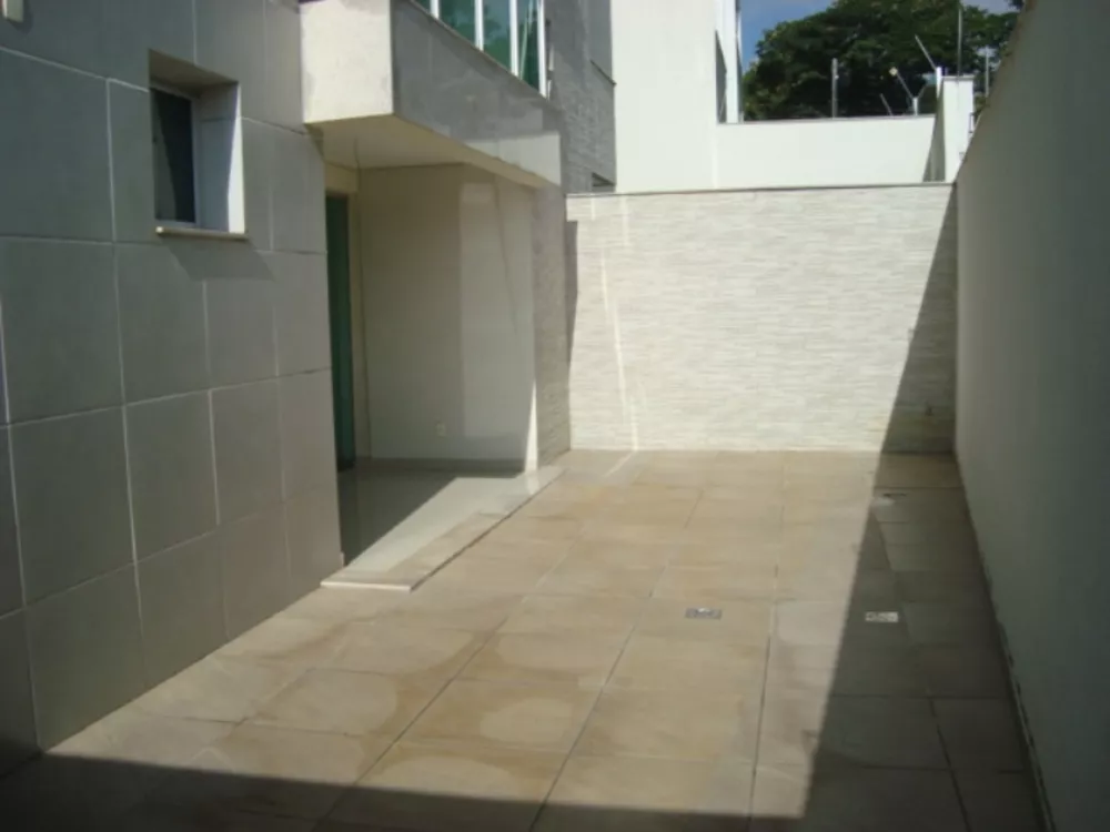 Apartamento à venda com 4 quartos, 210m² - Foto 4