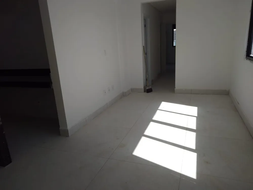Apartamento, 3 quartos, 750 m² - Foto 2