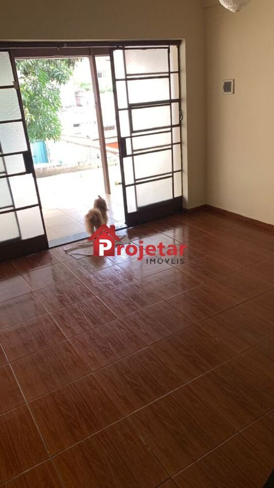 Casa à venda com 3 quartos, 360m² - Foto 2