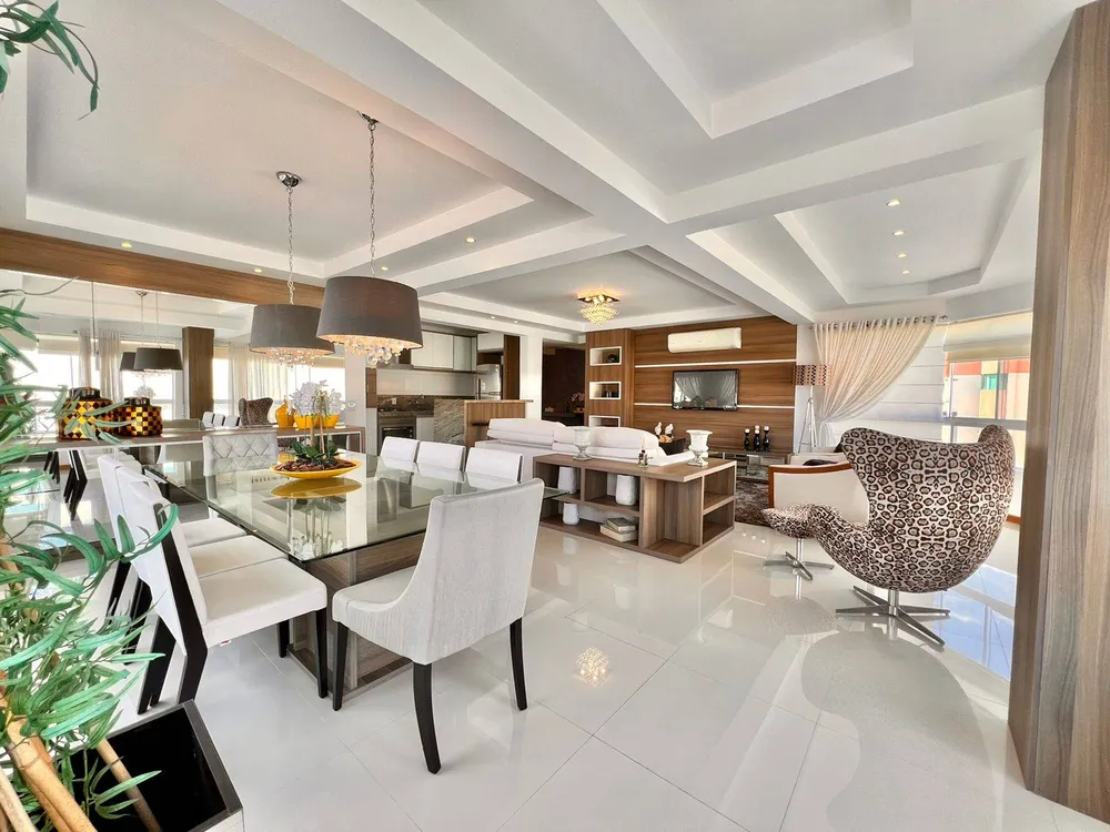 Apartamento, 3 quartos, 157 m² - Foto 1