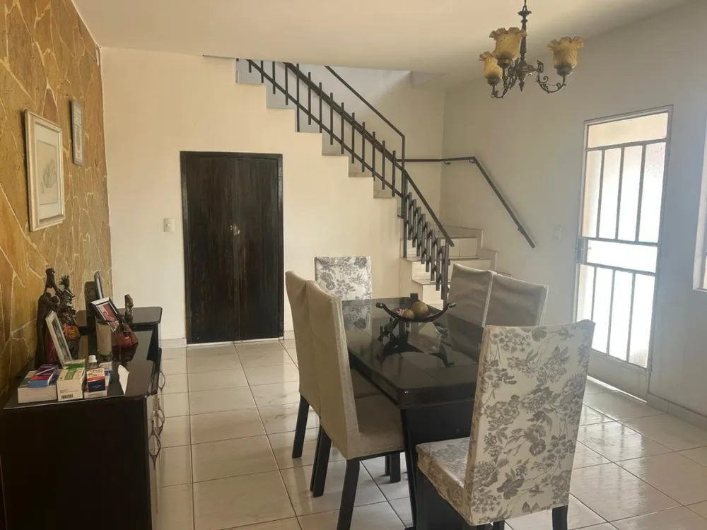 Casa, 5 quartos, 225 m² - Foto 12
