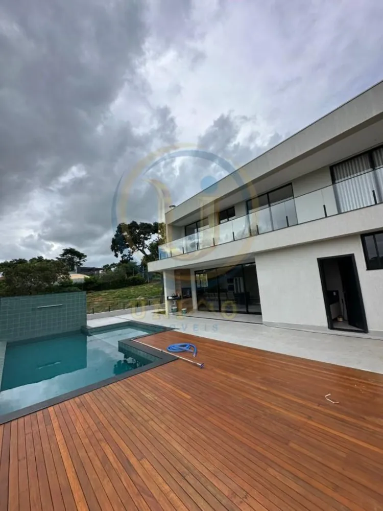 Casa, 4 quartos, 1000 m² - Foto 1