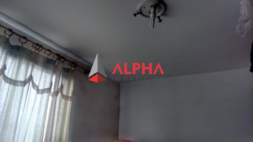 Apartamento à venda com 2 quartos, 72m² - Foto 4