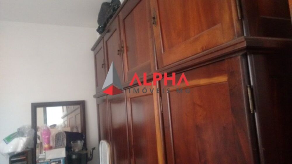 Apartamento à venda com 2 quartos, 72m² - Foto 2