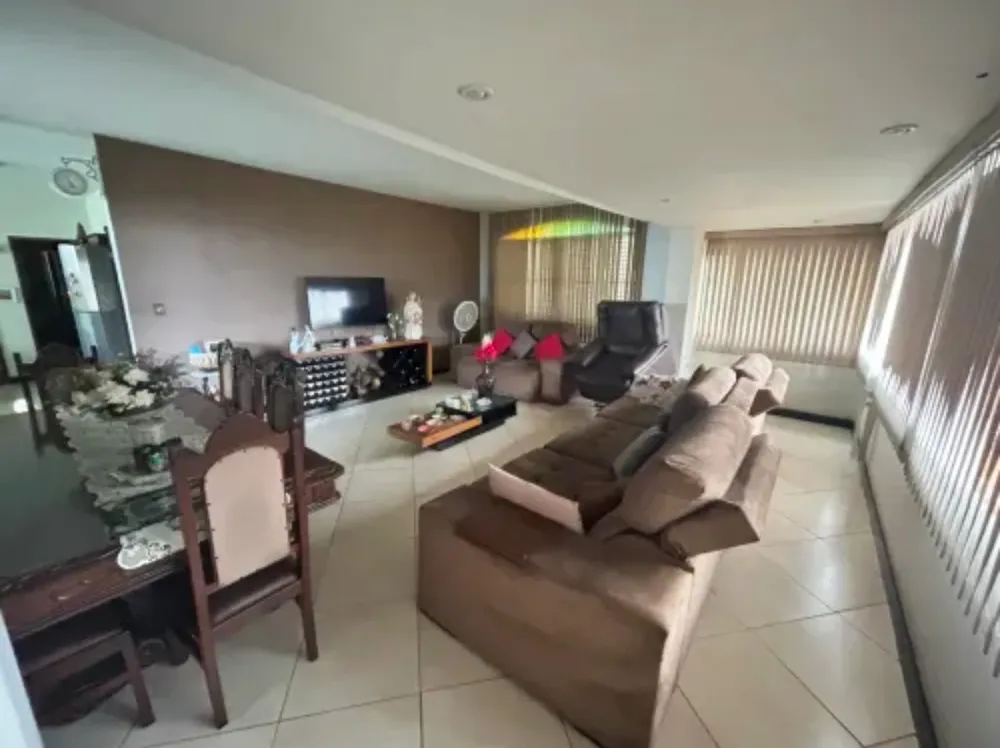 Casa, 5 quartos, 503 m² - Foto 1