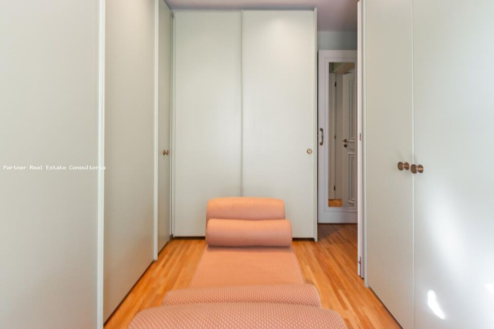 Apartamento à venda com 3 quartos, 310m² - Foto 3