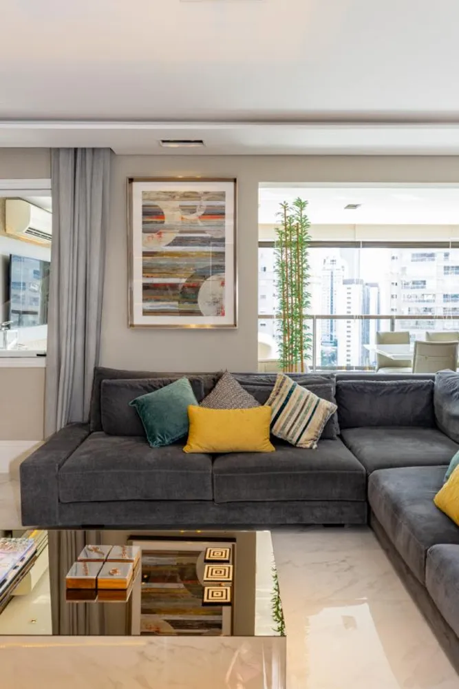 Apartamento, 3 quartos, 209 m² - Foto 2