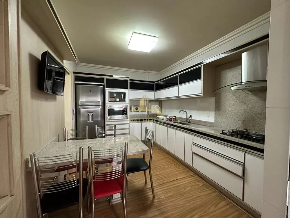 Apartamento à venda com 3 quartos, 126m² - Foto 18