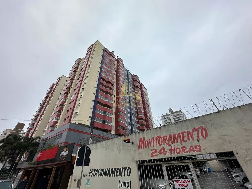 Apartamento à venda com 3 quartos, 126m² - Foto 13