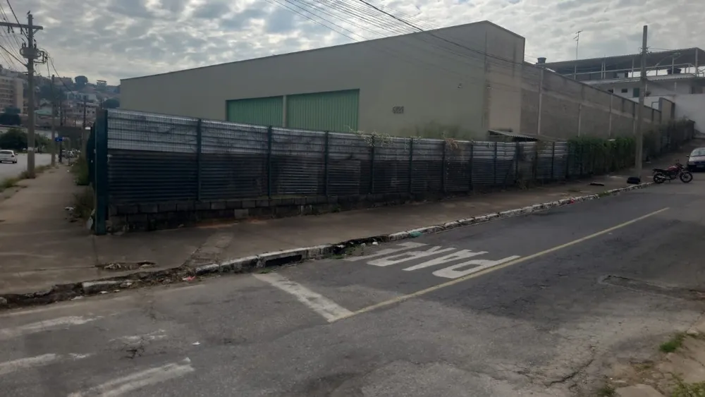Depósito-Galpão, 1100 m² - Foto 1