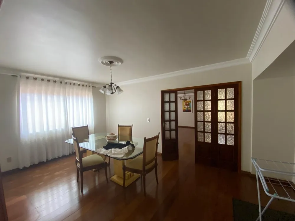 Casa, 4 quartos, 431 m² - Foto 3