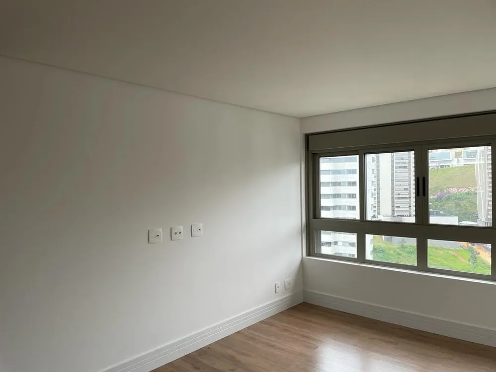 Cobertura, 4 quartos, 302 m² - Foto 2