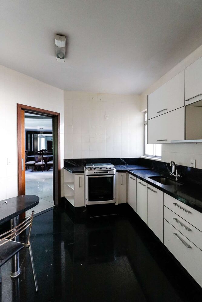 Apartamento à venda com 3 quartos, 128m² - Foto 24