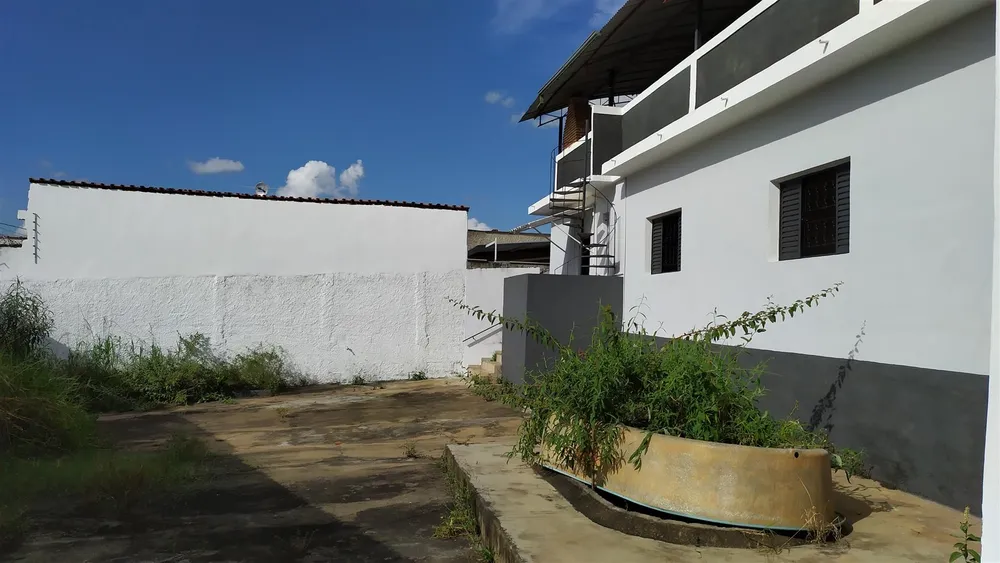 Casa, 3 quartos, 189 m² - Foto 2