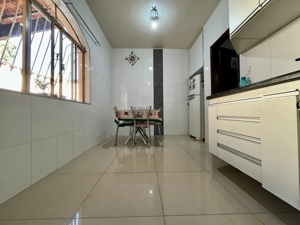 Casa, 3 quartos, 360 m² - Foto 19